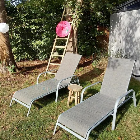 Rumah Senang Wellness Met Hottub En Tuin Ewijk Exterior photo