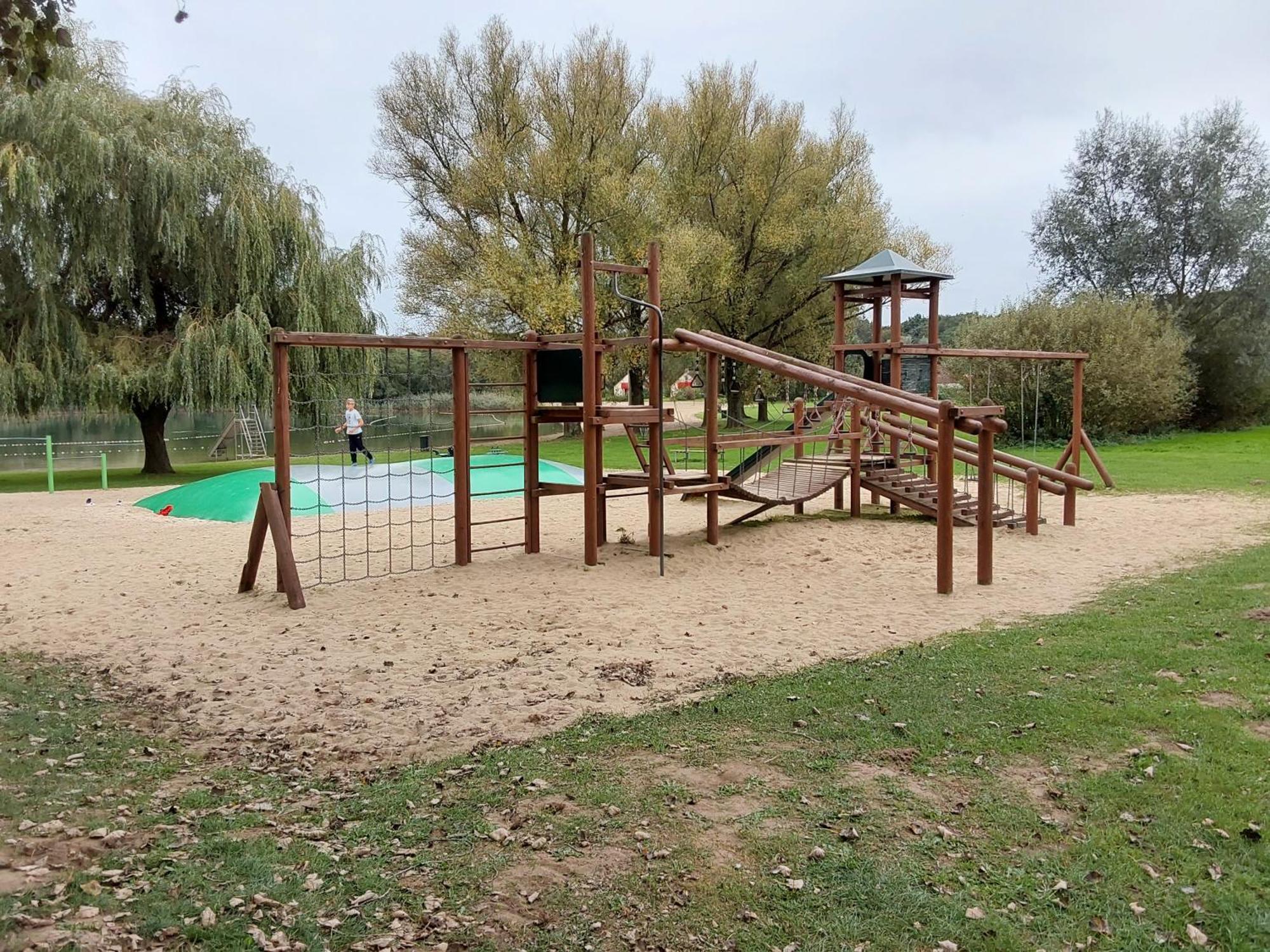 Rumah Senang Wellness Met Hottub En Tuin Ferienhaus Ewijk